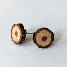 one pair oak branch stud earrings